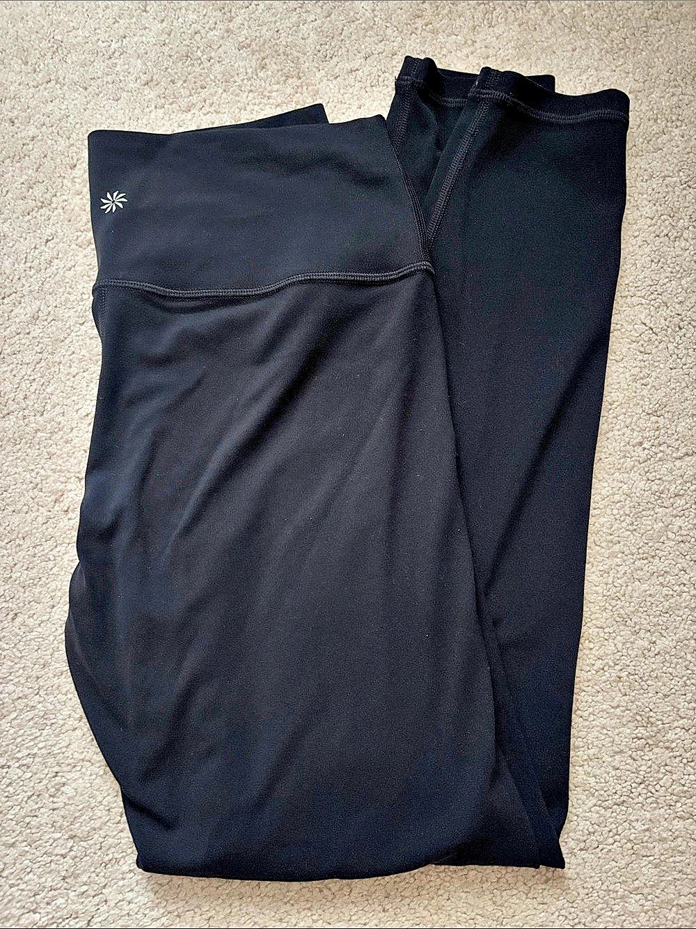 Athleta Transcend Tight size medium